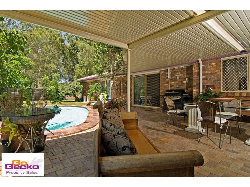 34 Sinatra Crescent, Mcdowall QLD 4053