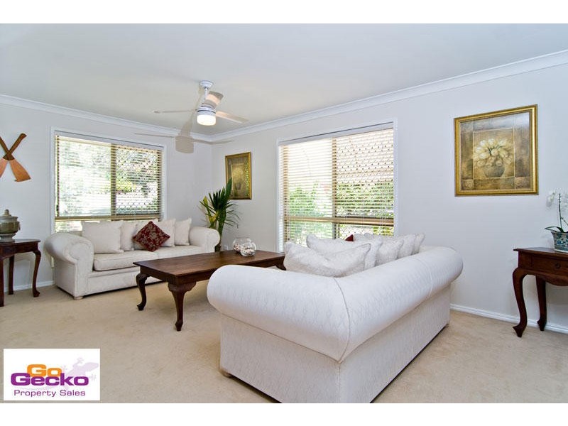 34 Sinatra Crescent, Mcdowall QLD 4053