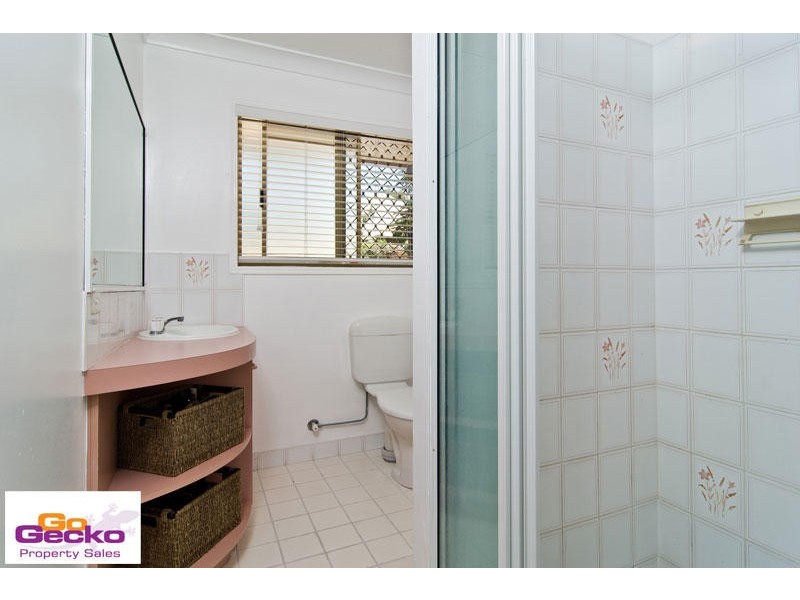 34 Sinatra Crescent, Mcdowall QLD 4053