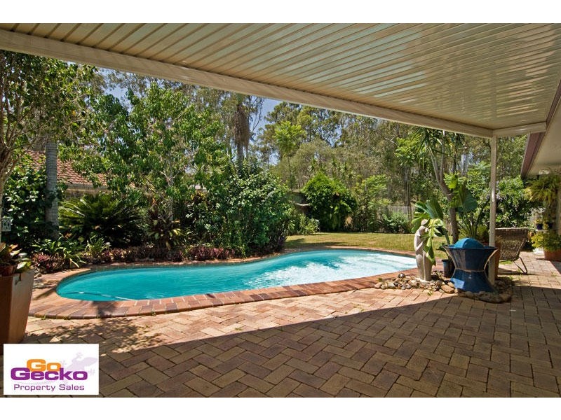 34 Sinatra Crescent, Mcdowall QLD 4053
