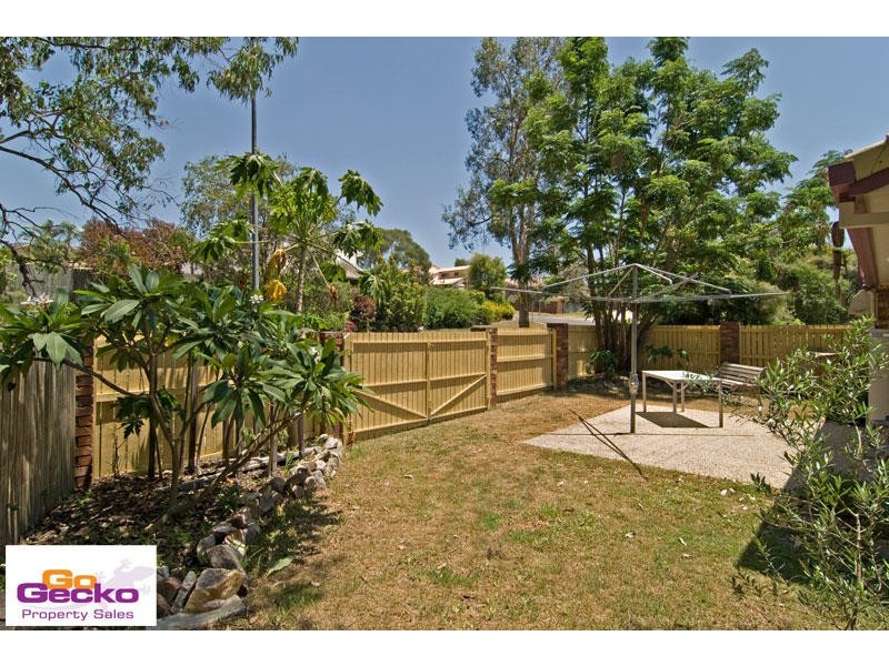 34 Sinatra Crescent, Mcdowall QLD 4053