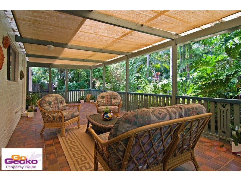 4 Tallawong Place, The Gap QLD 4061