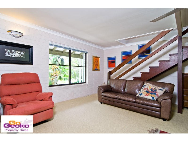 4 Tallawong Place, The Gap QLD 4061