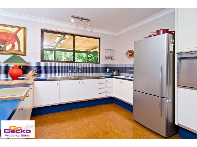 4 Tallawong Place, The Gap QLD 4061