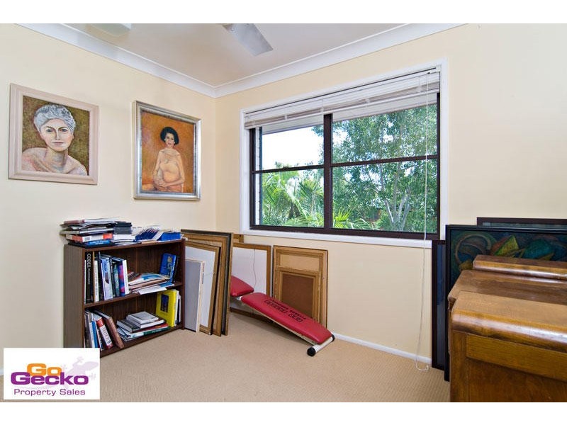 4 Tallawong Place, The Gap QLD 4061