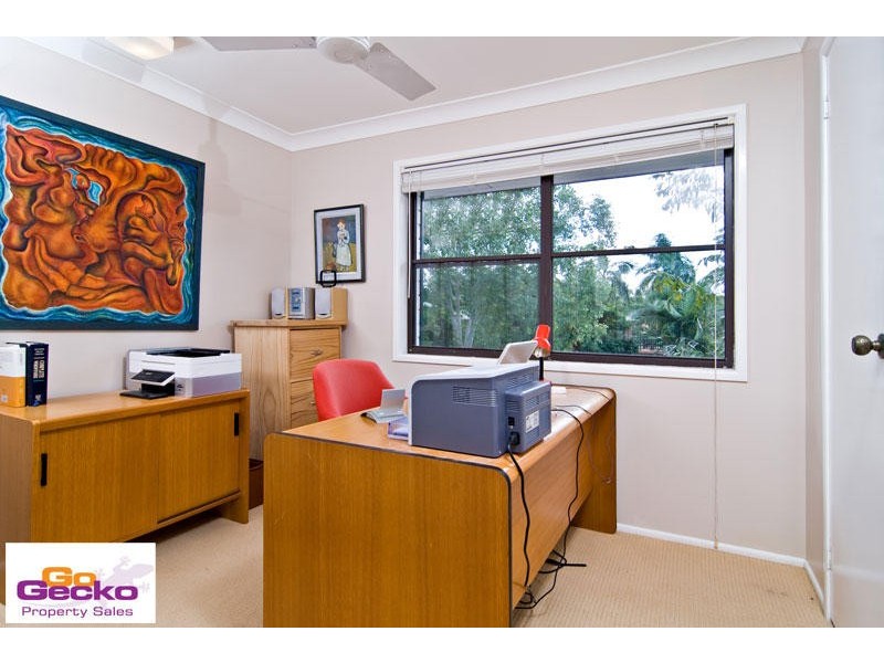 4 Tallawong Place, The Gap QLD 4061