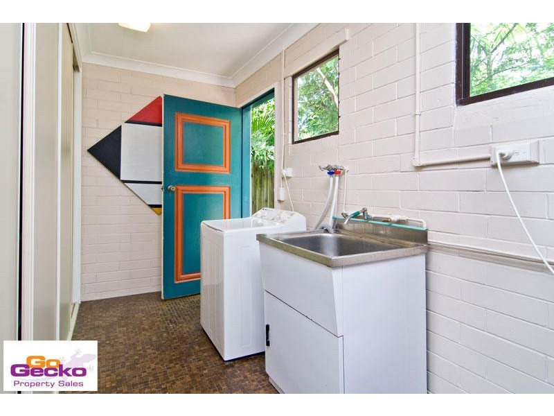 4 Tallawong Place, The Gap QLD 4061