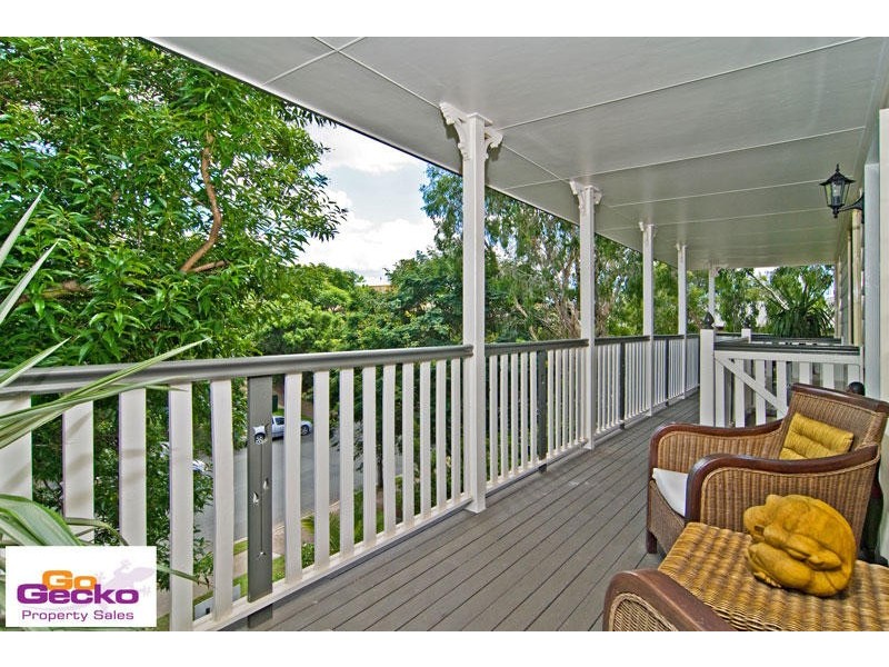 67 Saraband Drive, Eatons Hill QLD 4037