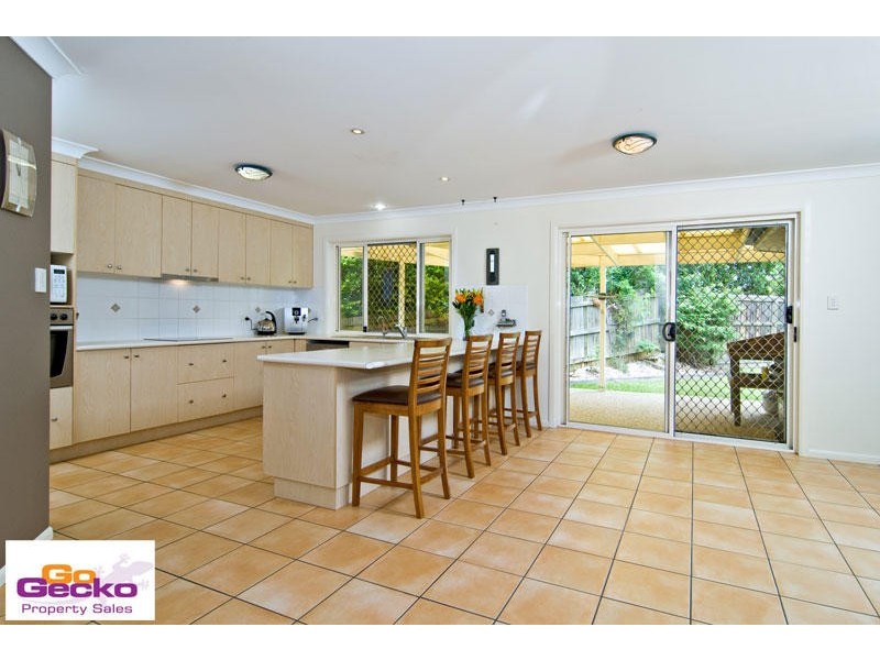 17 Sylvia Court, Eatons Hill QLD 4037