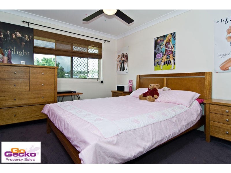 17 Sylvia Court, Eatons Hill QLD 4037