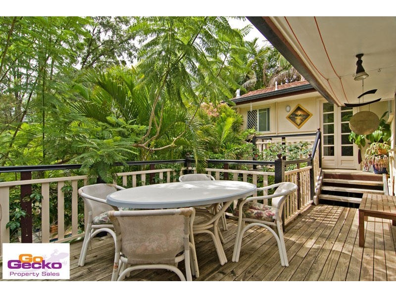 42 Folkstone Avenue, Albany Creek QLD 4035