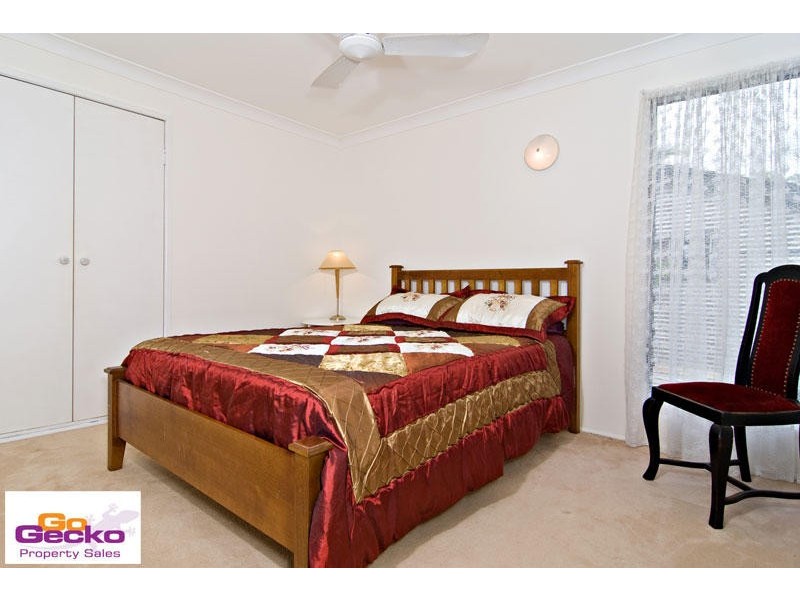 42 Folkstone Avenue, Albany Creek QLD 4035