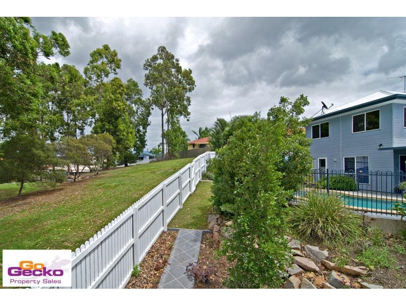 3 Paradise Court, Eatons Hill QLD 4037