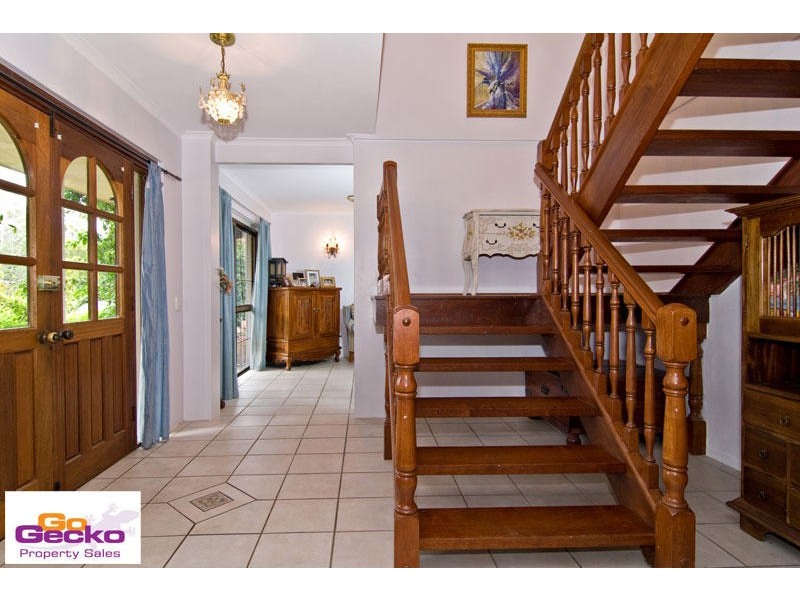 5 Ingrid Street, Samford QLD 4520