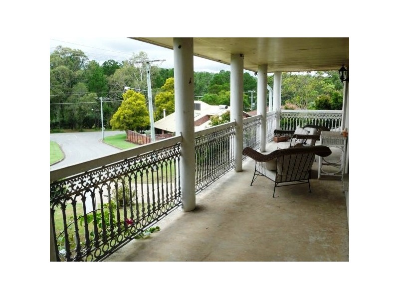 5 Ingrid Street, Samford QLD 4520