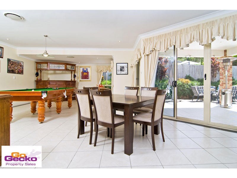 4 Starina Court, Eatons Hill QLD 4037