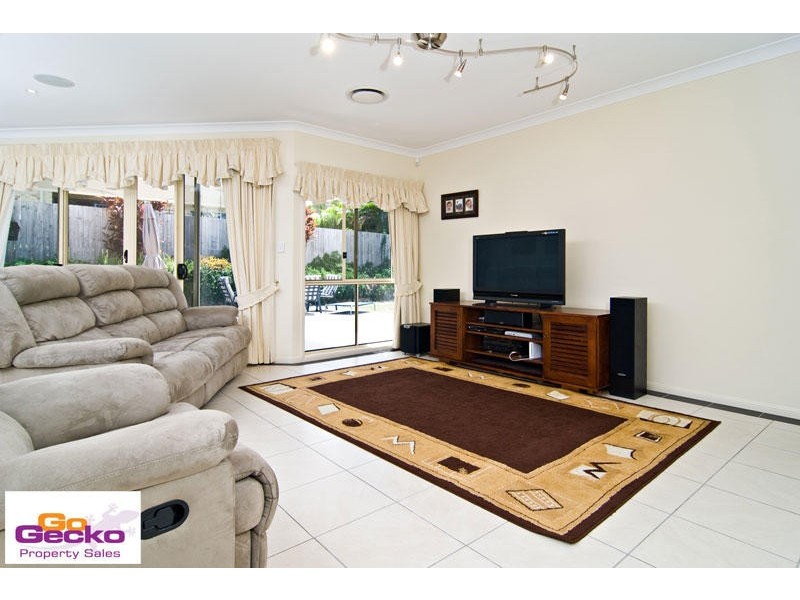 4 Starina Court, Eatons Hill QLD 4037