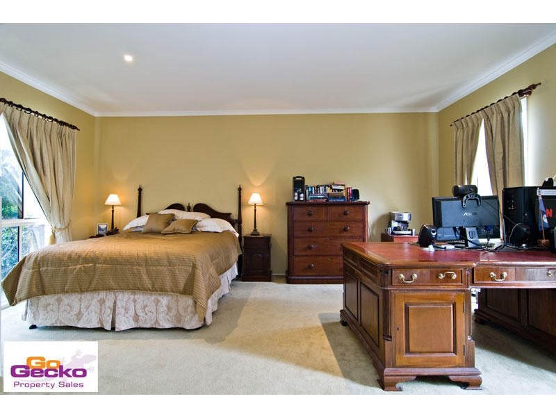 4 Riverine Court, Samford QLD 4520