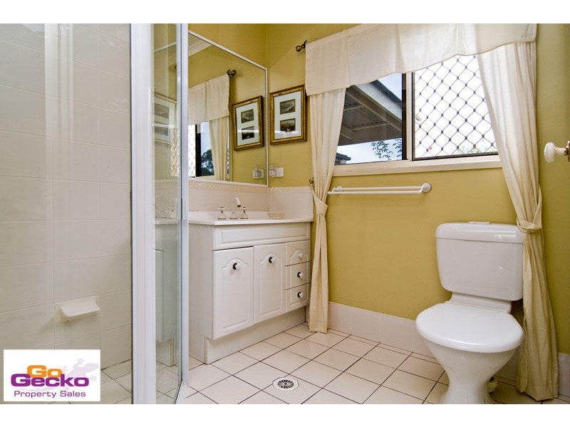 4 Riverine Court, Samford QLD 4520