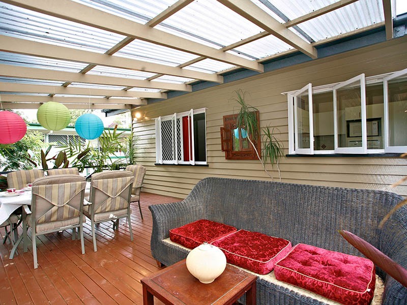 61 Minto Crescent, Arana Hills QLD 4054