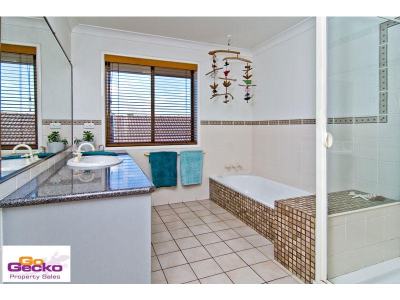 7 Sussex Drive, Albany Creek QLD 4035