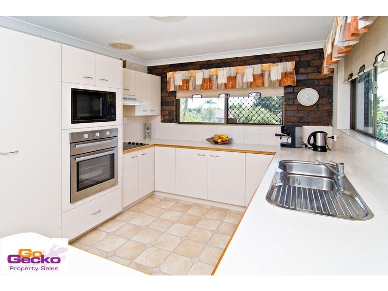 7 Sussex Drive, Albany Creek QLD 4035