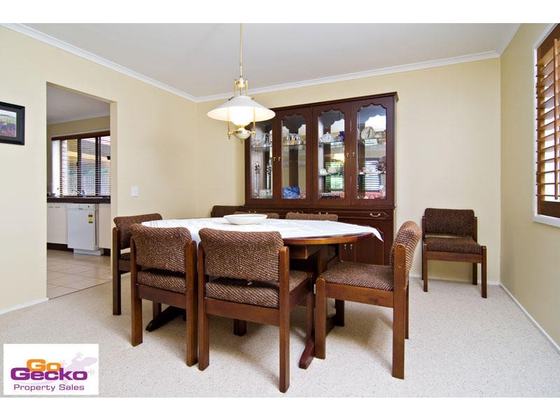 30 Pegasus Avenue, Eatons Hill QLD 4037