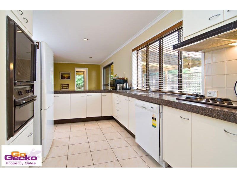 30 Pegasus Avenue, Eatons Hill QLD 4037