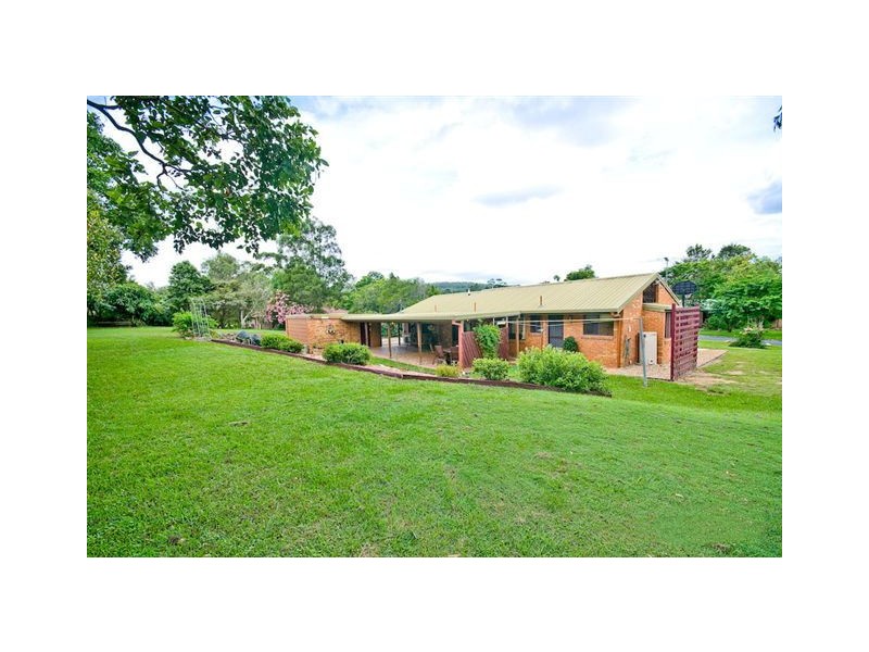 2 Ferntree Court, Samford QLD 4520