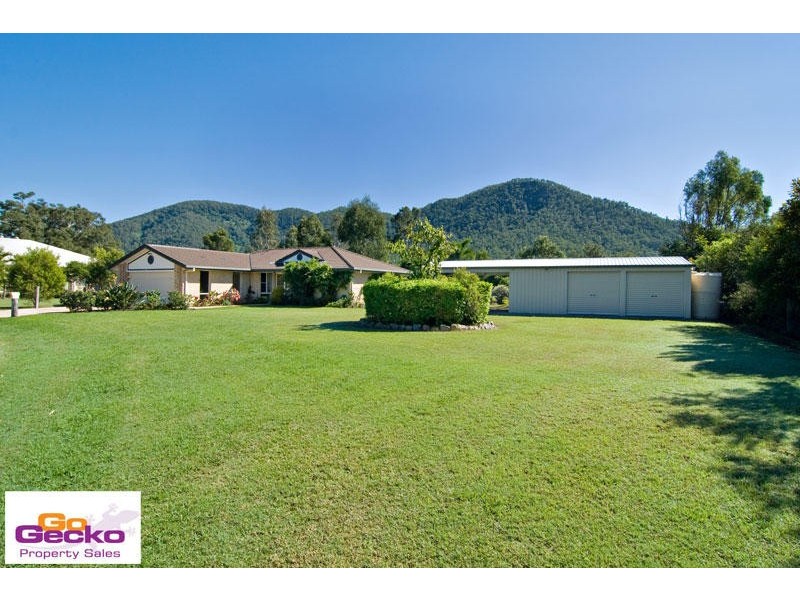 8 Woodanga Drive, Samford QLD 4520