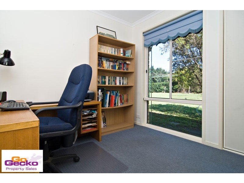 8 Woodanga Drive, Samford QLD 4520