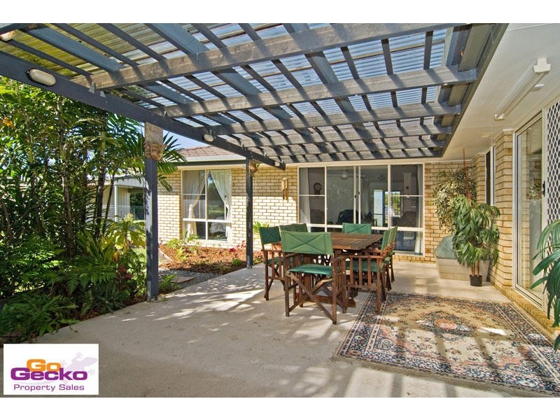 8 Woodanga Drive, Samford QLD 4520