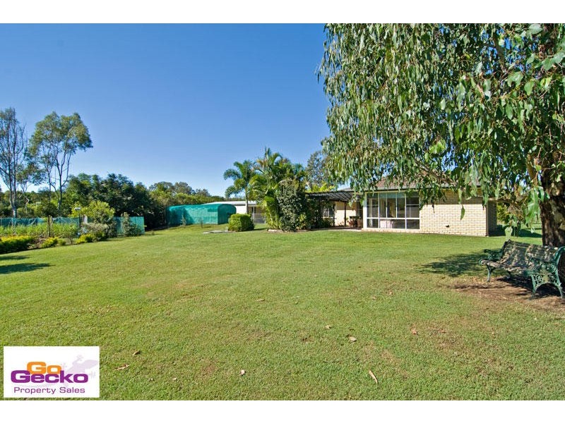 8 Woodanga Drive, Samford QLD 4520