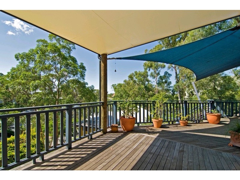 33 Larwood Place, Ferny Hills QLD 4055