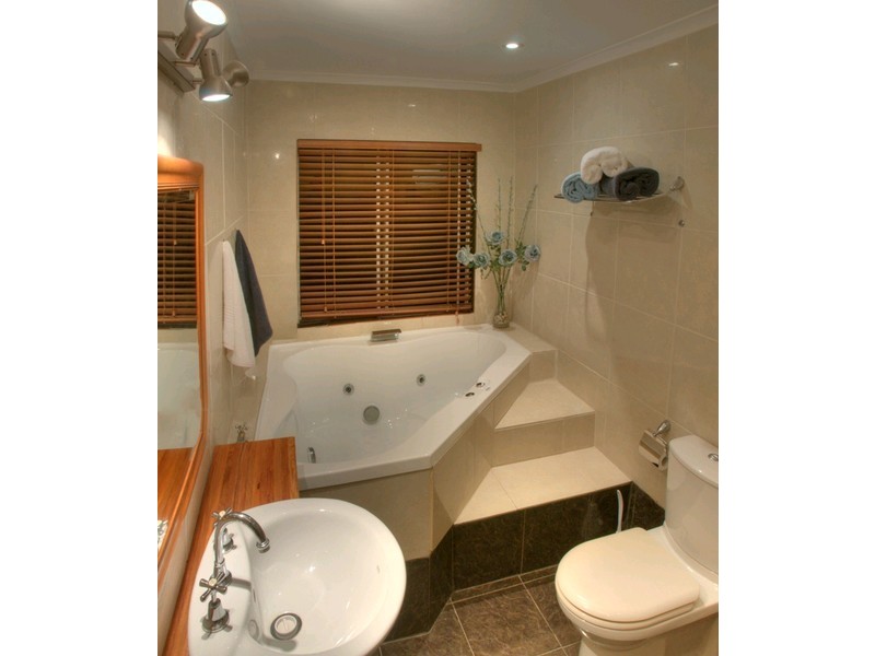 14 Dargie Street, Everton Park QLD 4053