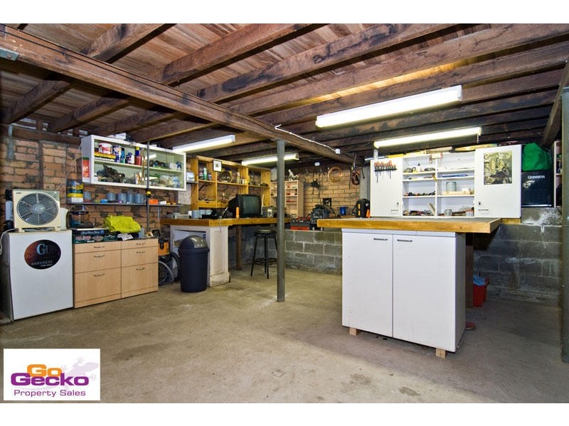 44 Yanderra Avenue, Arana Hills QLD 4054