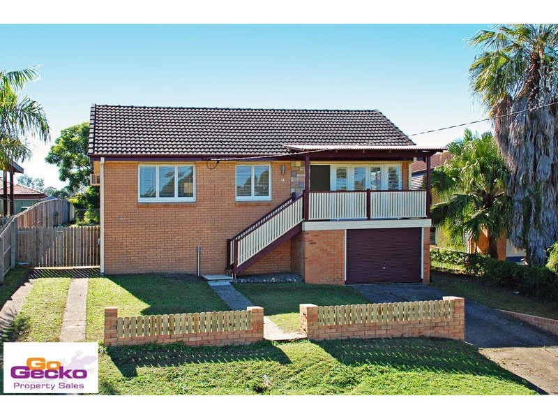 44 Yanderra Avenue, Arana Hills QLD 4054