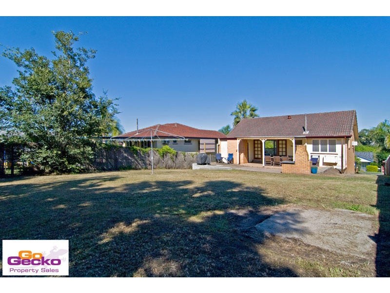 44 Yanderra Avenue, Arana Hills QLD 4054
