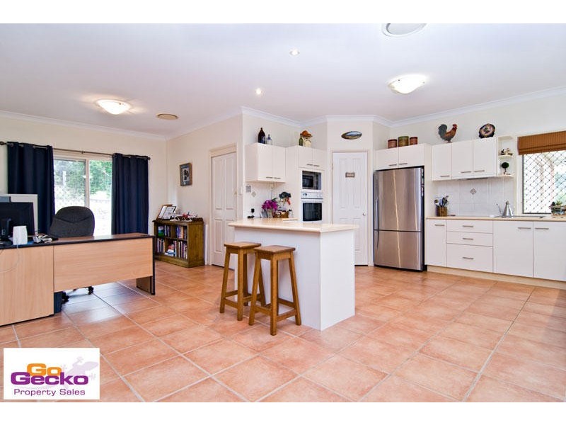 1 Bellwood Court, Samford QLD 4520