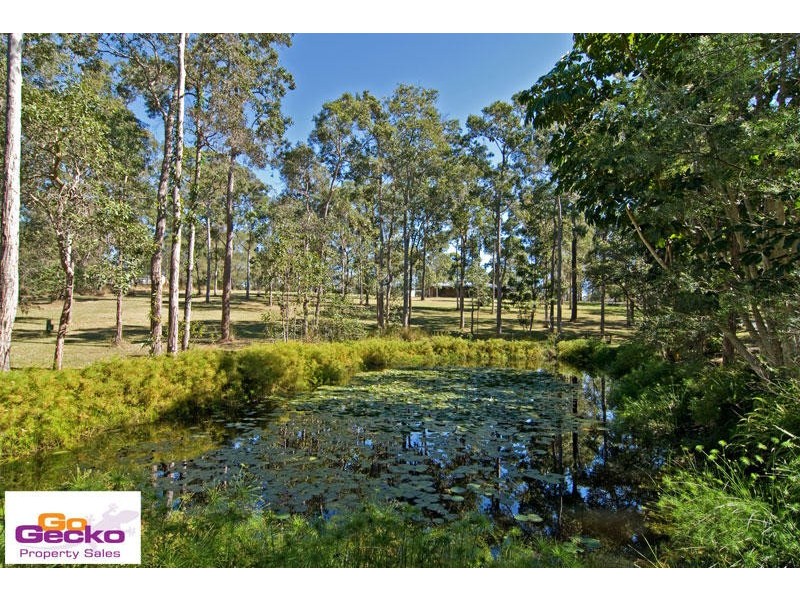 4 Starlight Court, Samford QLD 4520