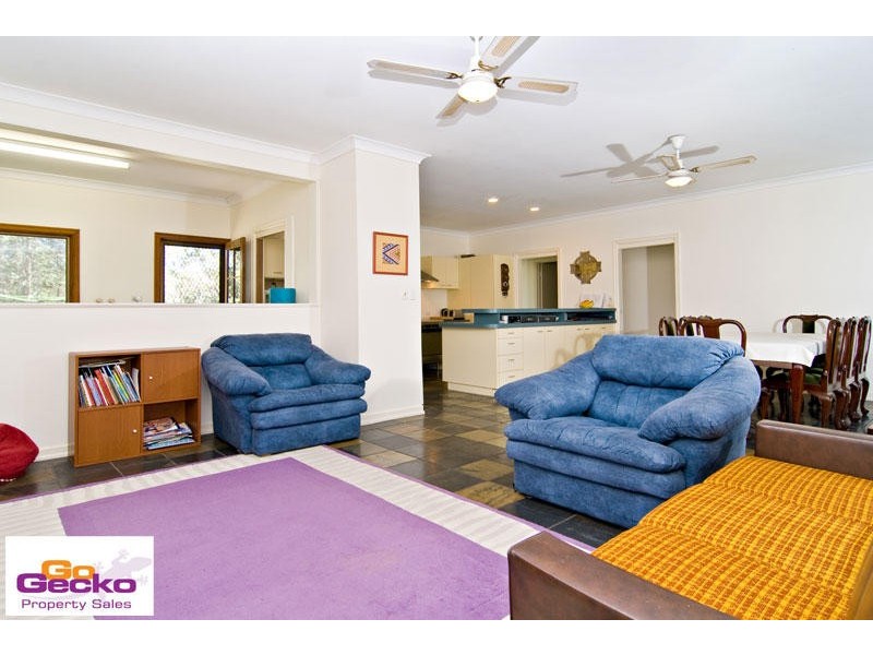 4 Starlight Court, Samford QLD 4520