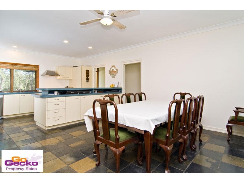 4 Starlight Court, Samford QLD 4520