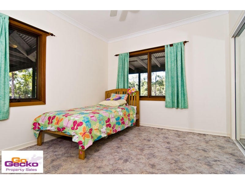 4 Starlight Court, Samford QLD 4520