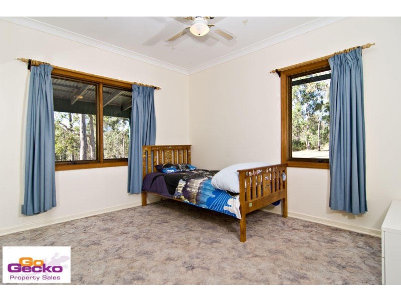 4 Starlight Court, Samford QLD 4520