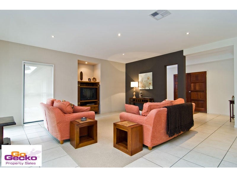 158 Wights Mountain Road, Samford QLD 4520