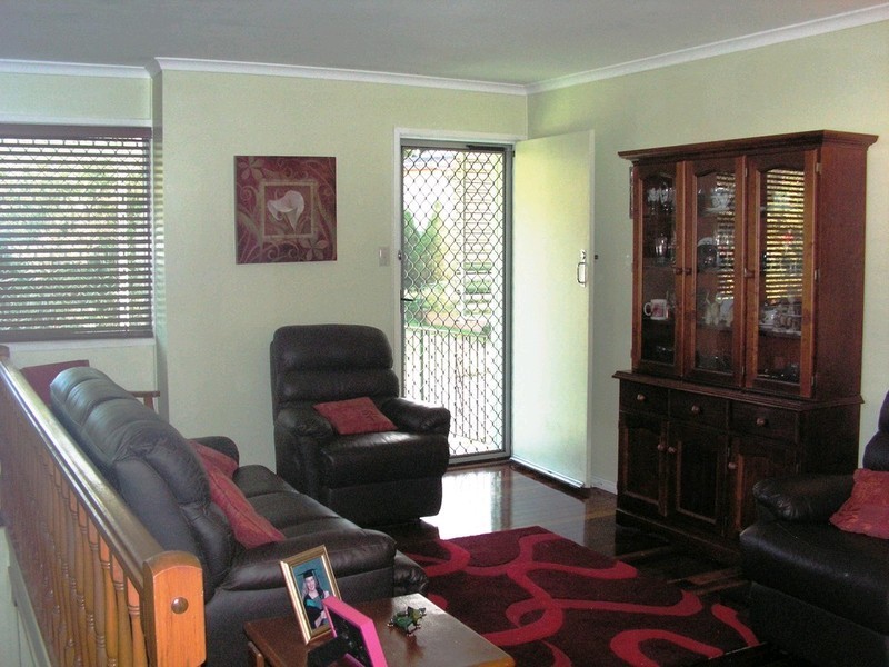 6 Wingara Grove, Ferny Hills QLD 4055
