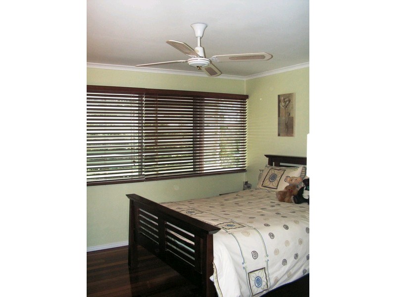 6 Wingara Grove, Ferny Hills QLD 4055