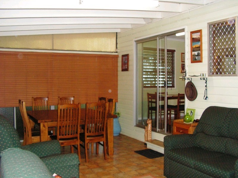 6 Wingara Grove, Ferny Hills QLD 4055