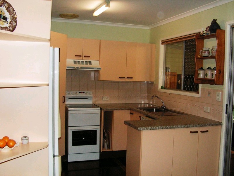 6 Wingara Grove, Ferny Hills QLD 4055