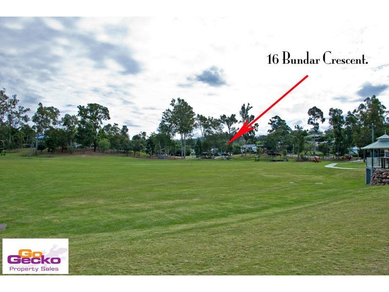 16 Bundar Crescent, Ferny Hills QLD 4055